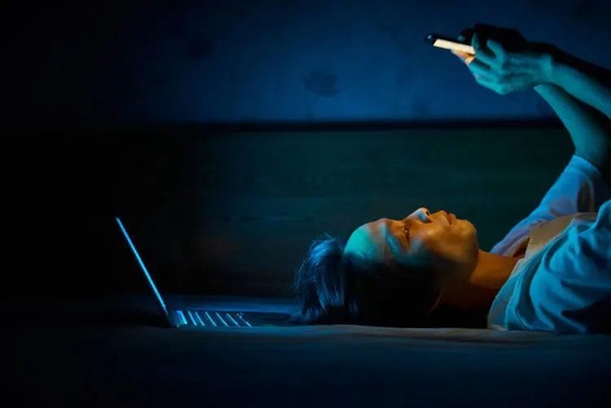 {網上賭場}(凌晨三点3免费观看在线)