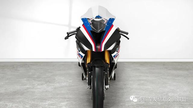 {賭馬}(宝马hp4落地多少钱一辆)