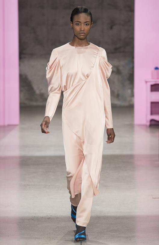 {賭波}(时尚改变了人们的生活作文)